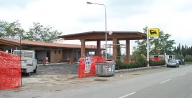 Stazione carburante - Tavernelle FI